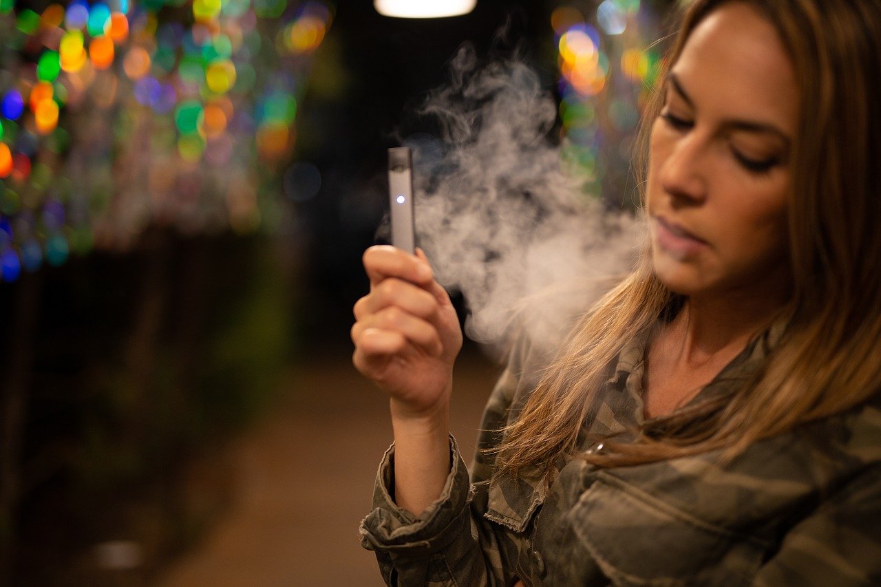 Photo: galencentre.org Budget 2027: Calls to Raise Tobacco Tax and Ban Nicotine Vapes to Curb Youth Smoking